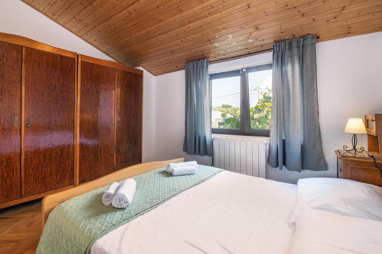 Villa Margerita With Private Pool, Yard And Parking Kaštelir Eksteriør bilde