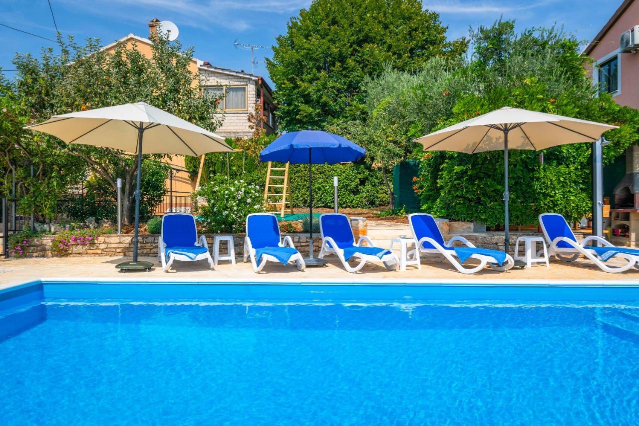 Villa Margerita With Private Pool, Yard And Parking Kaštelir Eksteriør bilde